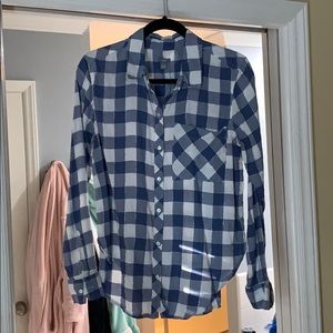 Plaid blue & white button down w/ silver accent